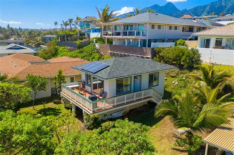 Private Cottage And Yard Rental Maui Beach House