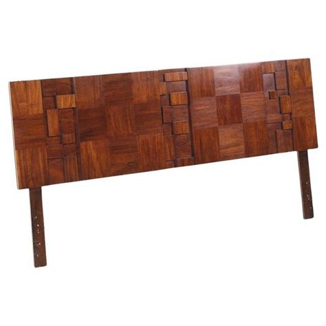 Broyhill Sculptra Mid Century Walnut Queen Headboard Footboard And