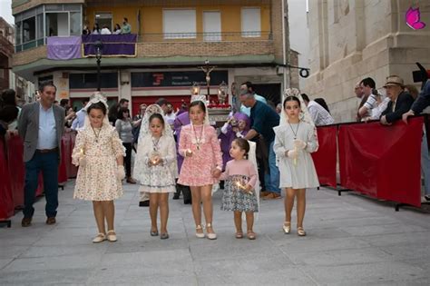 Procesiones Infantiles Copia Glamour Lucena