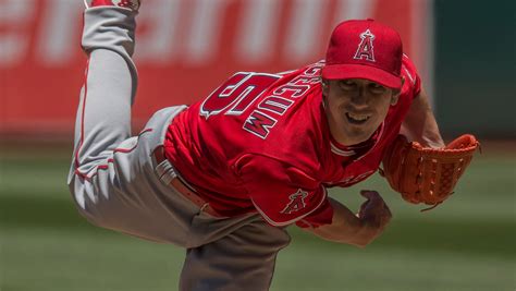 Tim Lincecum Pitches Angels Past As In Return