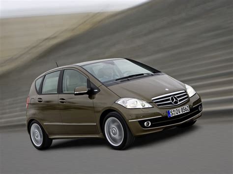 Car Trials Mercedes Benz To Launch Compact Car Range In India By 2012