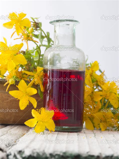 St john's wort oil — Stock Photo © vesnac #51221931