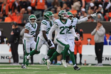 jets  browns week  odds  predictions   york win