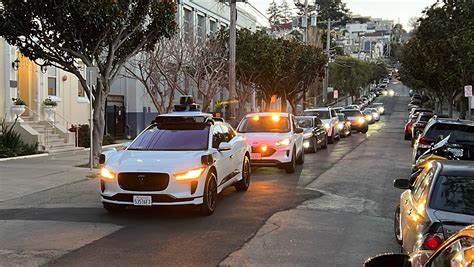 Robotaxi expansion OK'd for San Francisco despite safety concerns