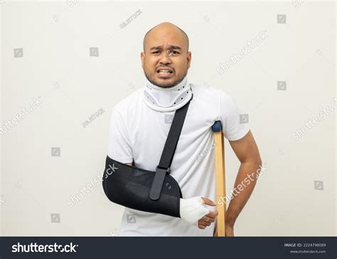 8 205 Broken Arms And Legs Images Stock Photos Vectors Shutterstock