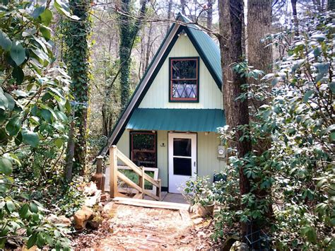 14 Amazing Cabins in Helen Georgia - Cabin Critic