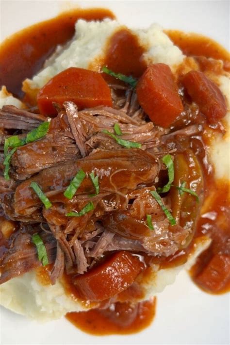 Chuck Tender Beef Roast With Gravy ChefAlli