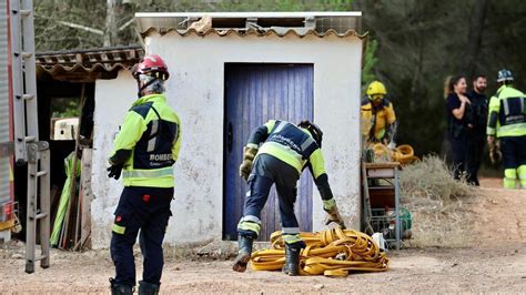 Incendio Asentamiento Ibiza Un Incendio Desvela Un Asentamiento Ilegal En Sant Josep