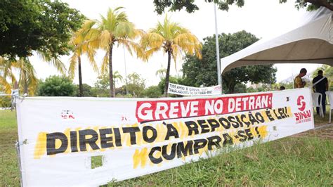 Servidores Do DETRAN Transferem Local Do Piquete De Greve E Defendem