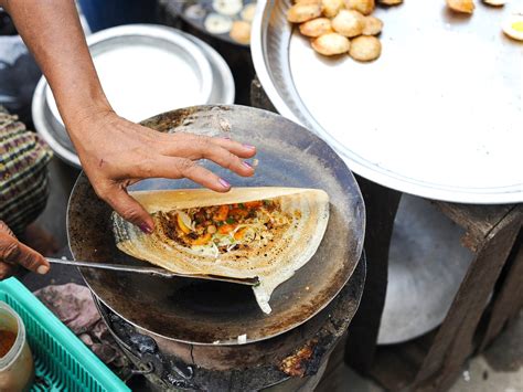 How to Eat Yangon in 7 Essential Street Snacks | Saveur