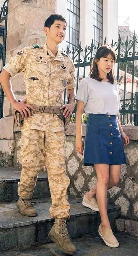 7 Fashion Moments from Song Hye Kyo in “Descendants of the Sun” – THE ...