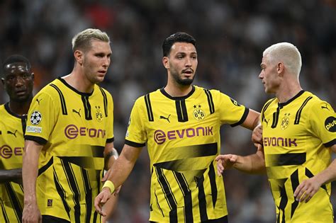 Da Ist Kein Team Auf Dem Platz Bvb Legende Schimpft Nach Real Debakel