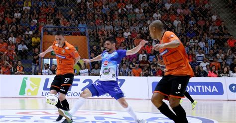 Foz Cataratas Vence E Elimina Carlos Barbosa Da Liga Nacional De Futsal