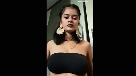 Cute Teen Mallu Girl Removing Dress After Reception Party Showing Her Big Boobs Pussy Nude