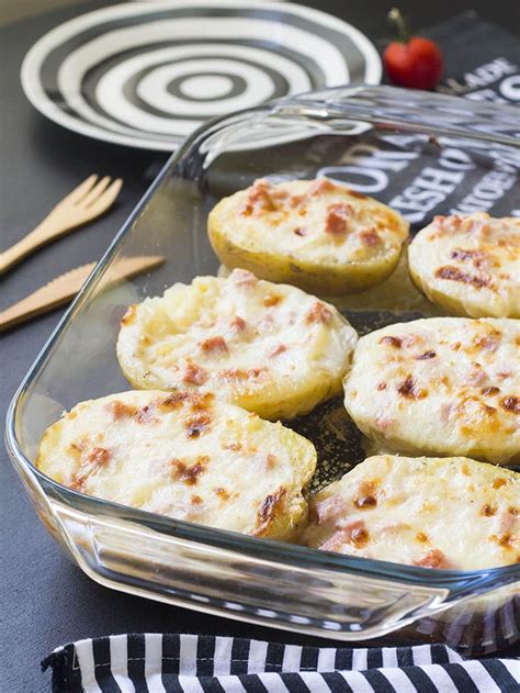 Patate Ripiene Al Forno Con Prosciutto E Formaggio Fatto In Casa Da