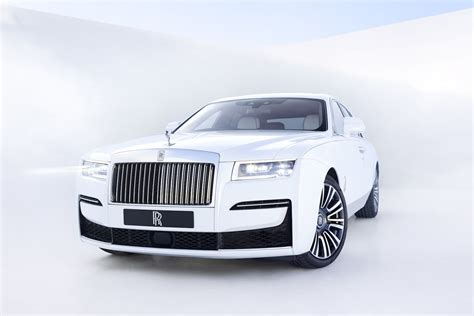 First Look Rolls Royce Ghost The Detroit Bureau