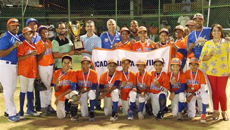 Academia La Javilla Campeona Del Mundialito De B Isbol Moca