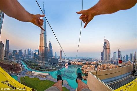 Ngeri Ngeri Sedap Dubai Bikin Flying Fox Antar Pencakar Langit