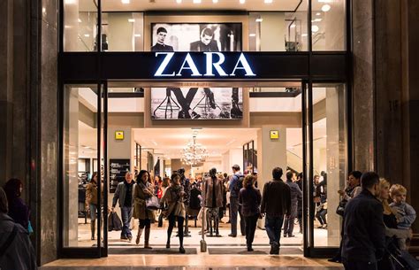 Zara ya es la marca más valiosa de España Branding Facts