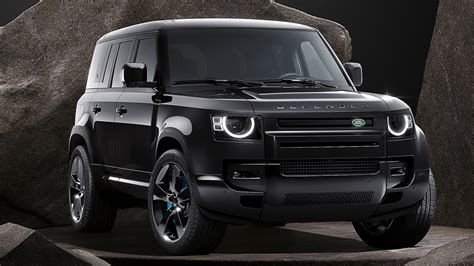 defender  bond edition  behance