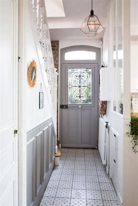 Aménagement couloir étroit et sombre Exterior house doors Home