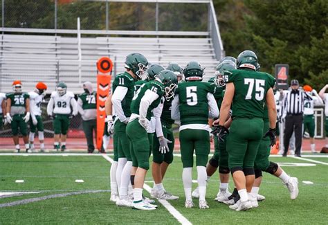 Illinois Wesleyan Football Players Enjoy Grind During Fall Practice