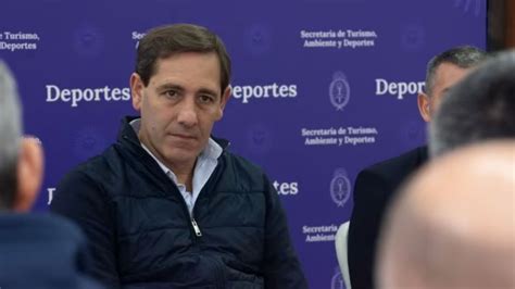 Echaron Al Funcionario Que Le Pidió A Messi Que Pida Disculpas Por Los Cánticos Mejor Informado