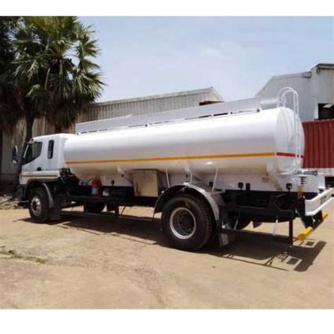 Petrol Tanker, Capacity: 6 To 35 KL at Rs 400000 in Chennai | ID ...