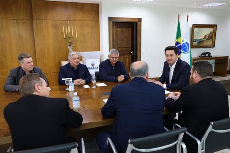 Entrega De Convite Da Festa Do Centen Rio Do Sicontiba Ao Exmo Sr