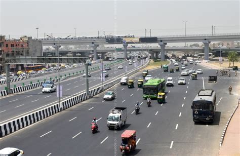 Buy Road Show Delhi Meerut Expressway Pictures, Images, Photos By K ...