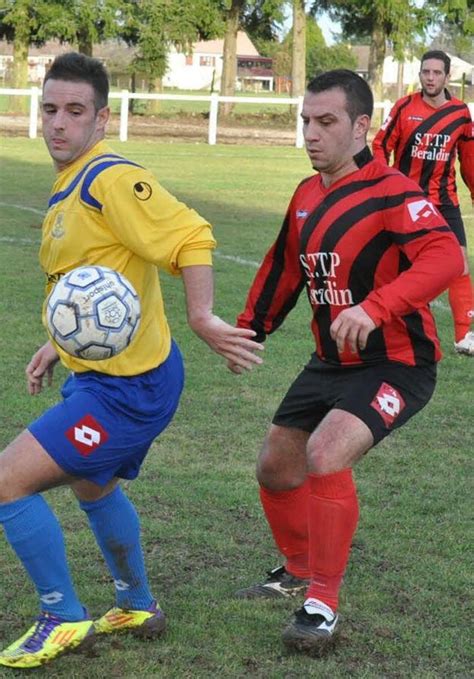 Laffiche Gueugnon Se Rend Palinges En Coupe De France De Football