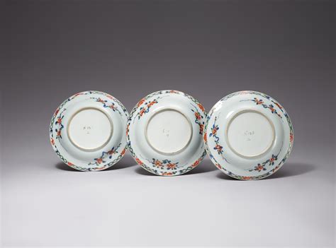 Three Imari Verte Soup Plates Kangxi Yongzheng Period