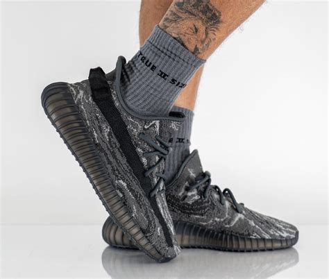 adidas Yeezy Boost 350 V2 Dark Salt ID4811 Release Date | SBD