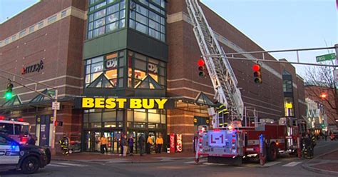 Electrical Fire Evacuates Cambridgeside Galleria Mall Cbs Boston