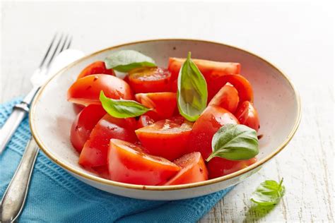 Receta De Ensalada De Tomate Fácil Y Rápida