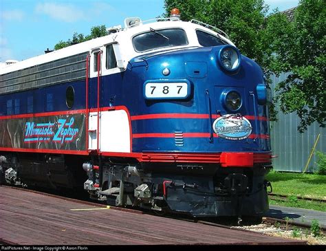 Railpicturesnet Photo Mnzx 787 Minnesota Zephyr Emd F7a At