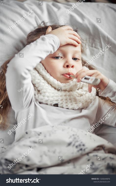 Sick Little Girl Lying Bed Thermometer Stock Photo 1326644876 ...