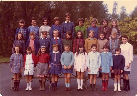 Photo De Classe Cm2 De 1968 Ecole Les Batignolles Copains Davant