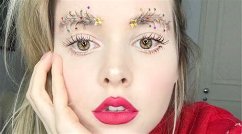 ‘christmas Tree Eyebrows Is The Latest Holiday Beauty Trend And Its