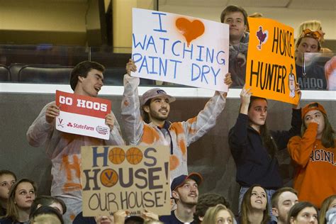 The best signs from ESPN’s ‘College GameDay’ at UVA | UVA Today