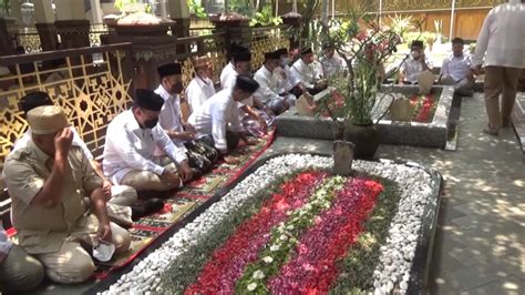 Napak Tilas Resolusi Jihad Gerindra Ke Makam Pendiri NU YouTube