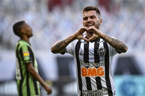 Assim como Santos Fluminense ofereceu R 1 milhão por Nathan Atlético