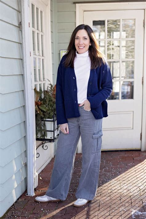 2024 Fashion Trend to Try: Wide Leg Cargo Jeans | Jo-Lynne Shane in ...