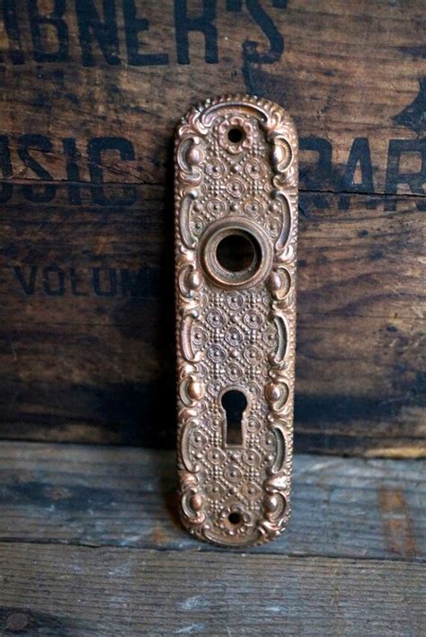 Fancy Vintage Escutcheon Antique Brass Escutcheon