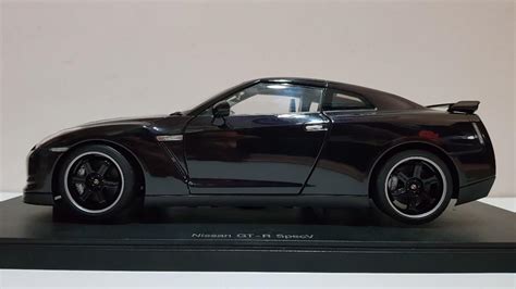 1 18 Autoart Nissan Gtr R35 Spec V Hobbies And Toys Toys And Games On Carousell