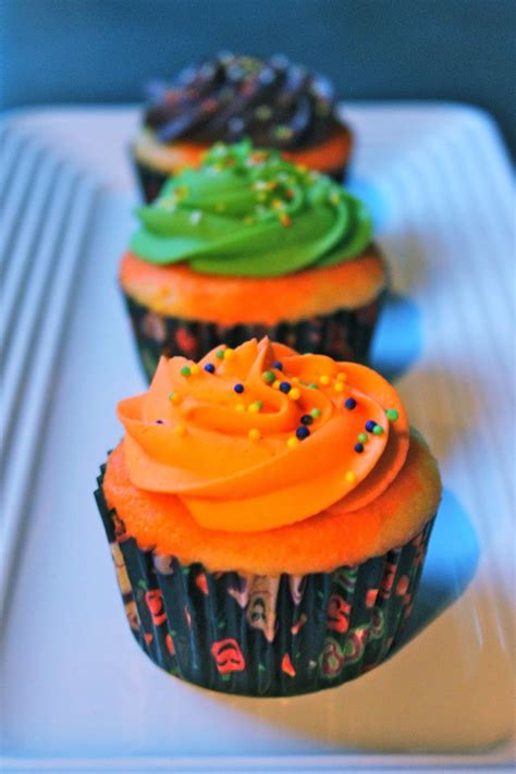 Baked Perfection: Halloween Cupcakes