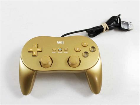 Nintendo Wii Classic Pro Controller- Gold