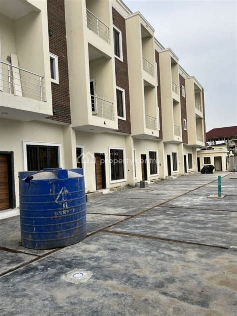 For Sale Luxurious Bedroom Duplex With Bq In Exclusive Gated Estate