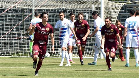 Follonica Gavorrano Livorno 1 2 Gli Amaranto Conquistano I Playoff