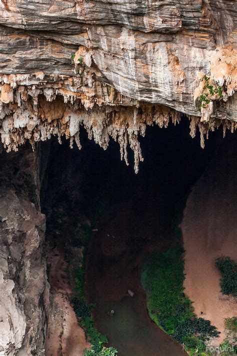 Faquini Produções Gruta do Janelão